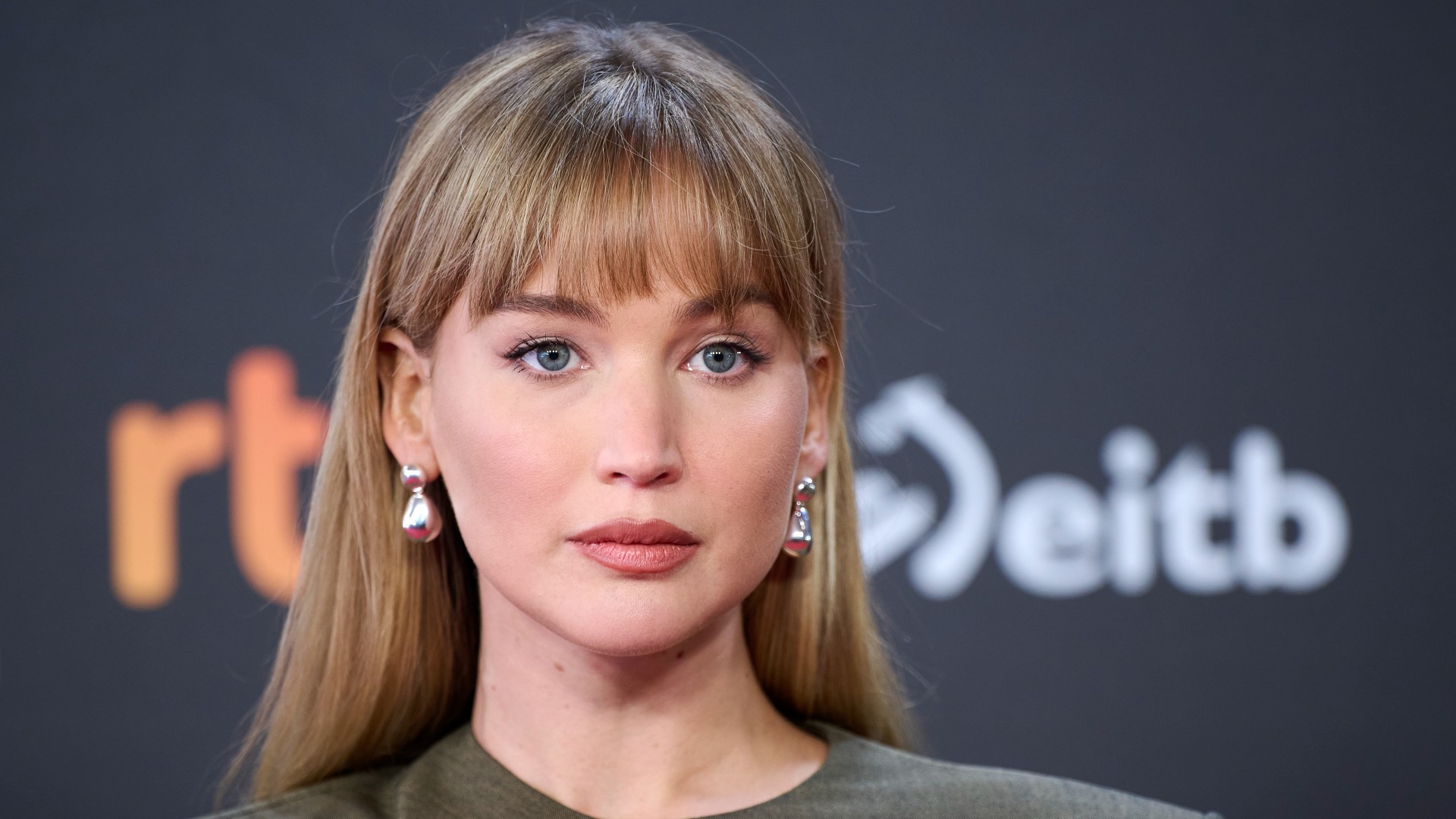 Jennifer Lawrence attends the "Die My Love" red carpet during the 73rd San Sebastian International Film Festival at Kursaal Palace on September 26, 2025 in San Sebastian, Spain