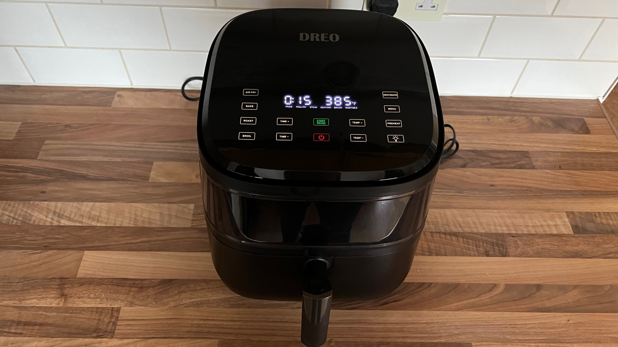 The top view of the Dreo 6-Quart Air Fryer featuring the control panel