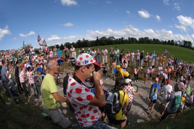 Jurgen Van Den Broeck, Cadel Evans, followed by Vincenzo Nibali, Bradley Wiggins (in yellow jersey) and Chris Froome (in polka-dot jersey) on Stage 8 of the 2012 Tour de France from Belfort to Porrentruy