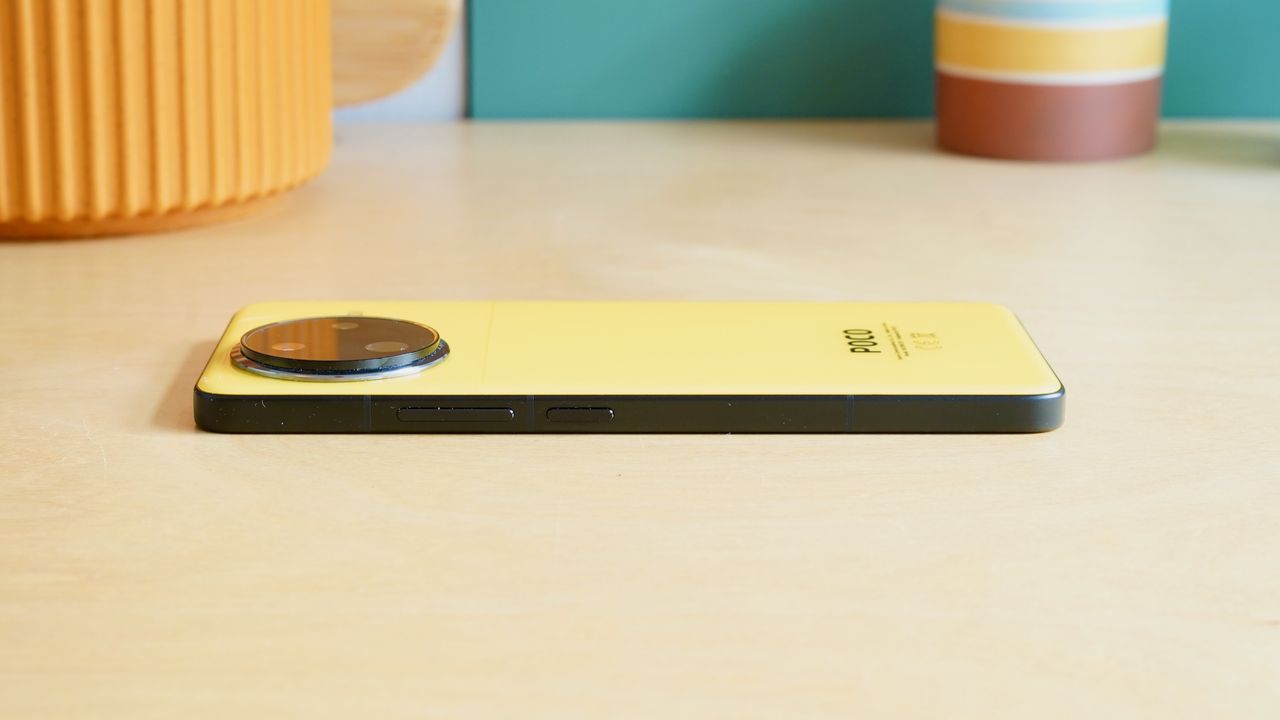 Product shots for the Xiaomi Poco X7 Ultra review