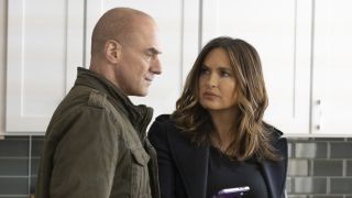 Stabler and Benson in apartment in Law & Order: Organized Crime