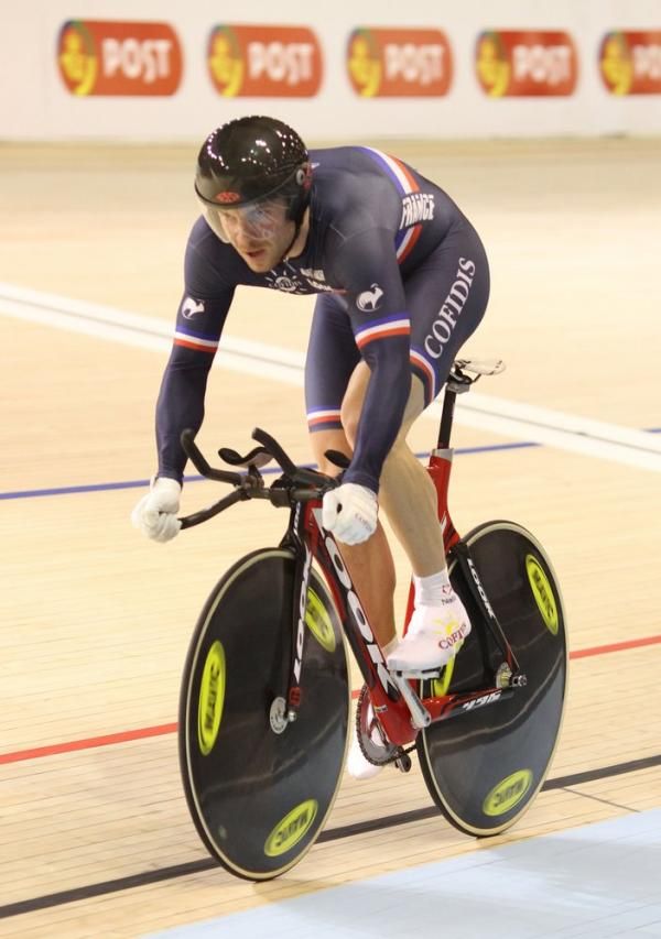 Francois Pervis (France) on his way to the bronze medal in the men's kilo time trial.