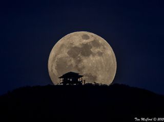 Moonrise Seem from Entiat, Washington