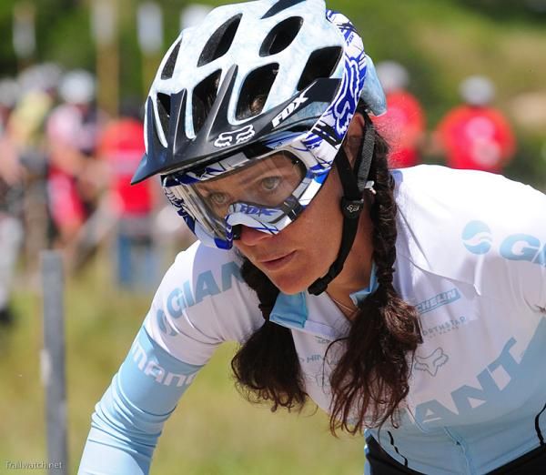 Kelli Emmett (Giant)
