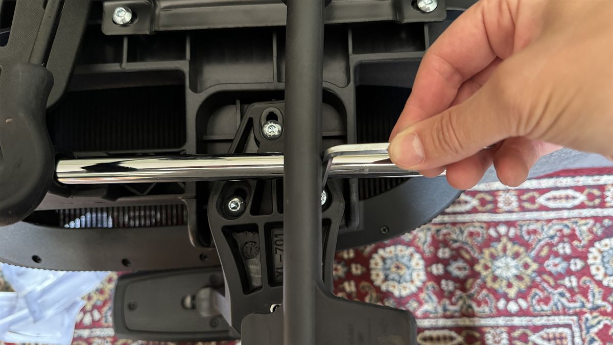 The assembly of the Boulies EP460 is a little tricky.
