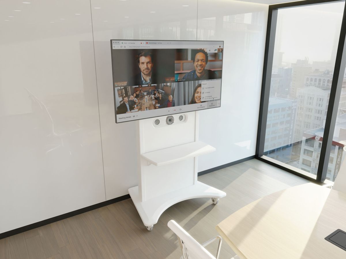 Middle Atlantic Products FlexView&trade; Conferencing Cart with HuddleSHOT FC