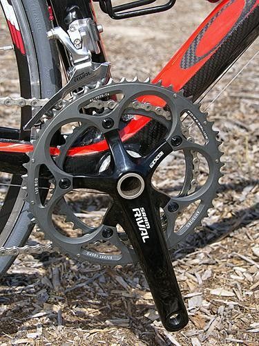 All Rival cranks will now be hollow-forged. The 2-D forged solid-armed version will disappear.