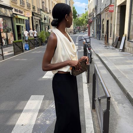 Influencer wearing a scarf top in Paris