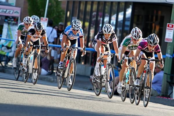 Kristen Lasasso (Primal/MapMyRide) leading the break.