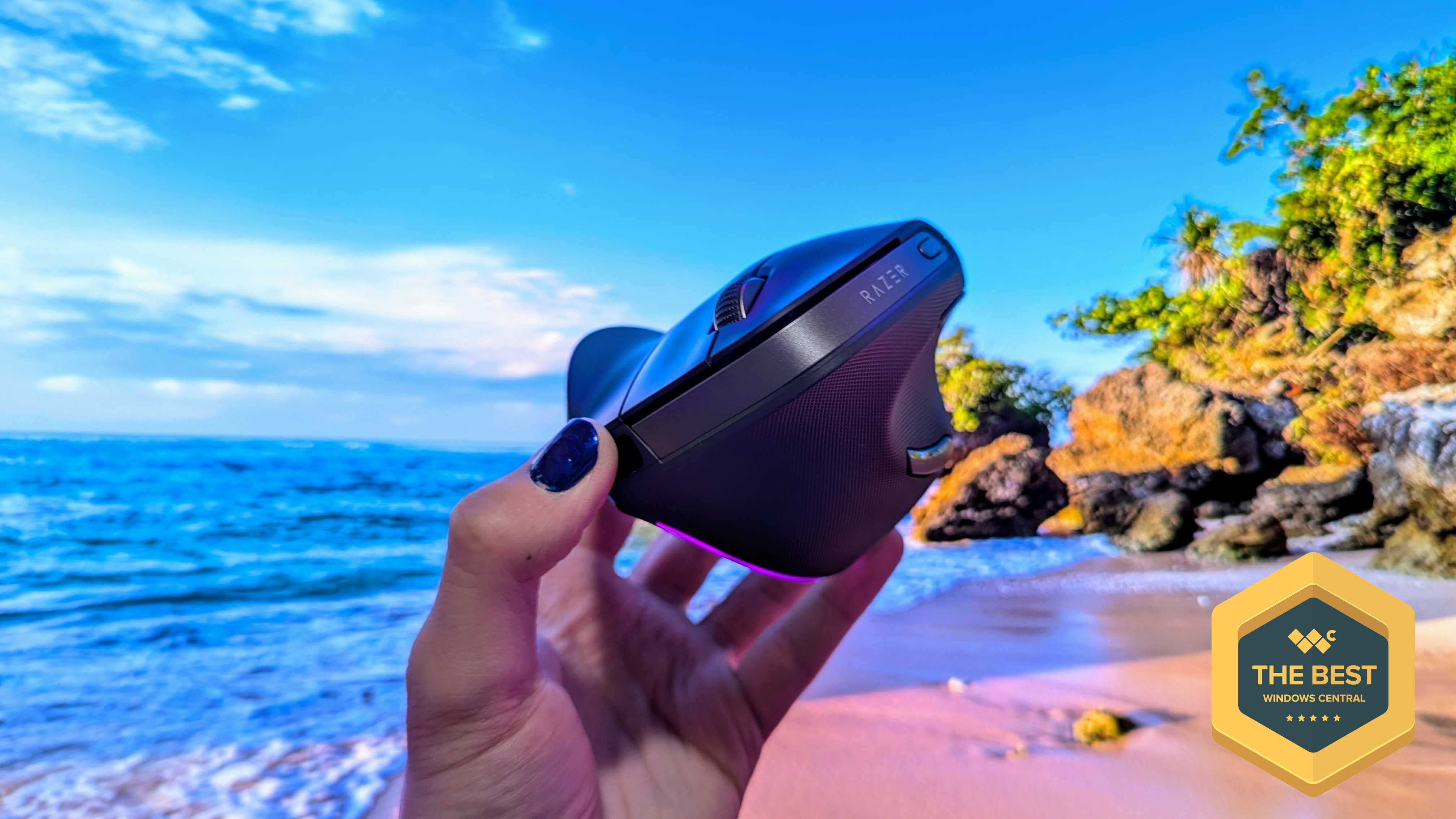 Image of the Razer Pro Click V2 Vertical Edition.
