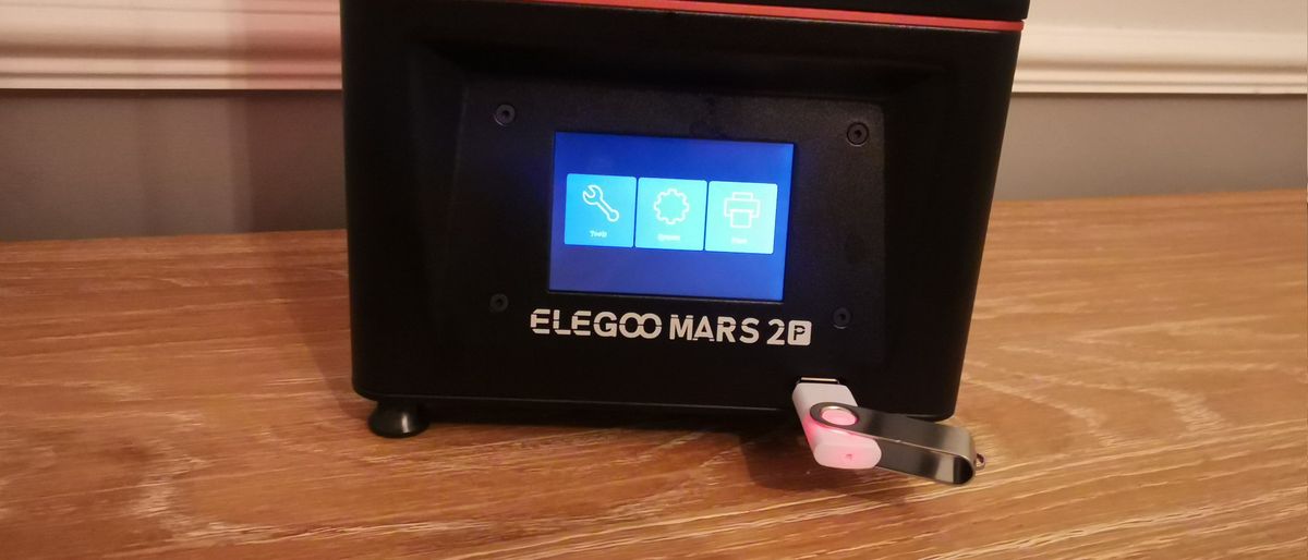 Touch controls of the Elegoo Mars 2 Pro