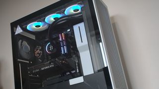 NZXT H7 Flow