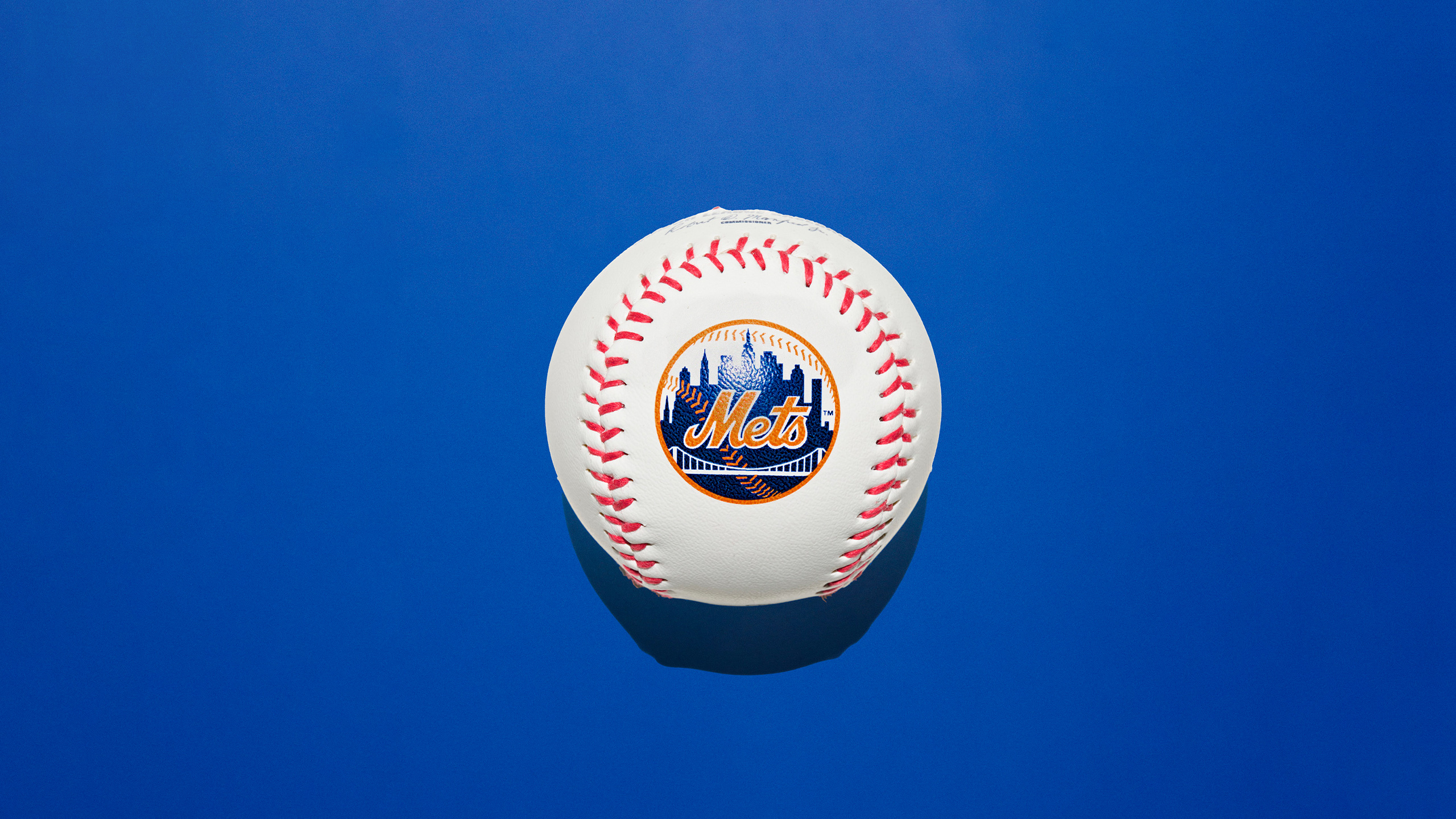 New York Mets logo on a ball