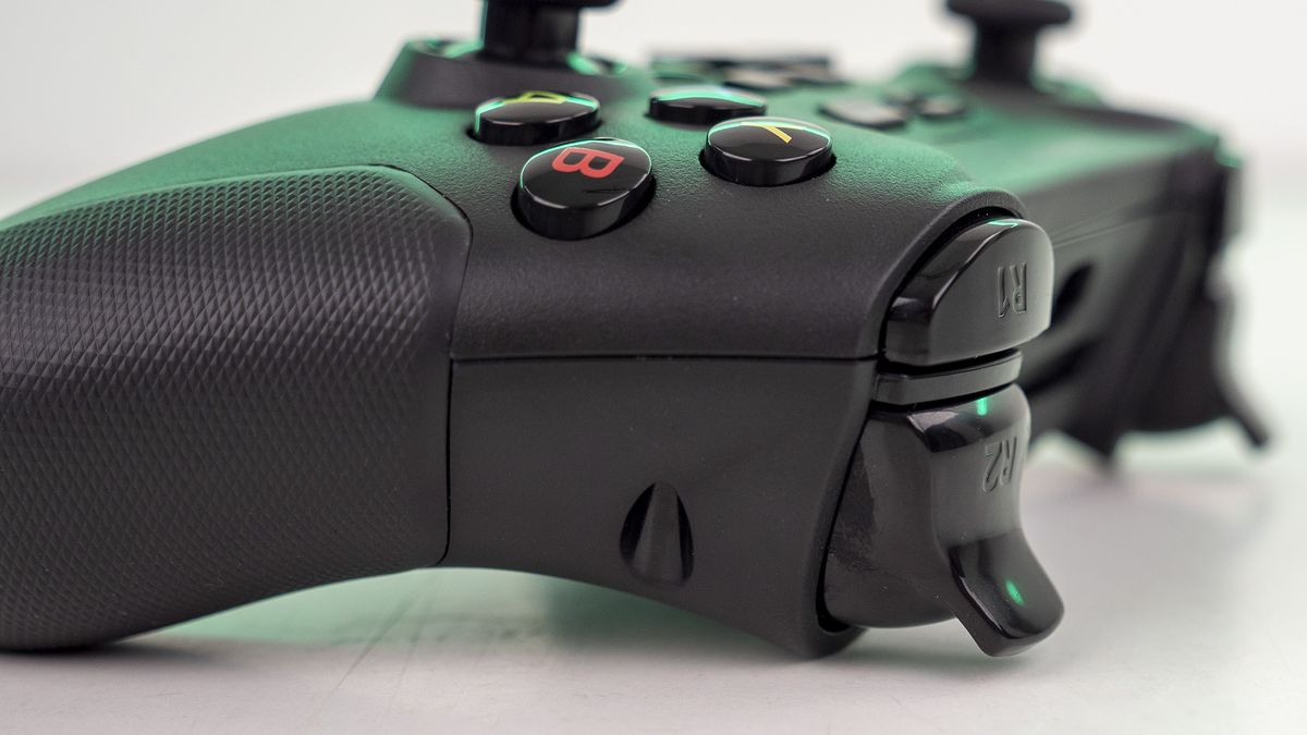 HyperX Clutch controller