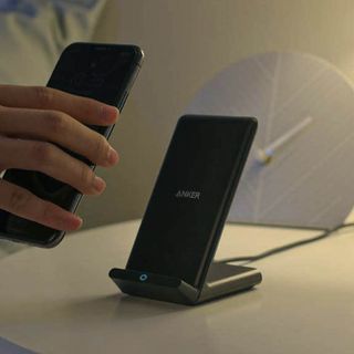 Anker Powerwave Qi Stand
