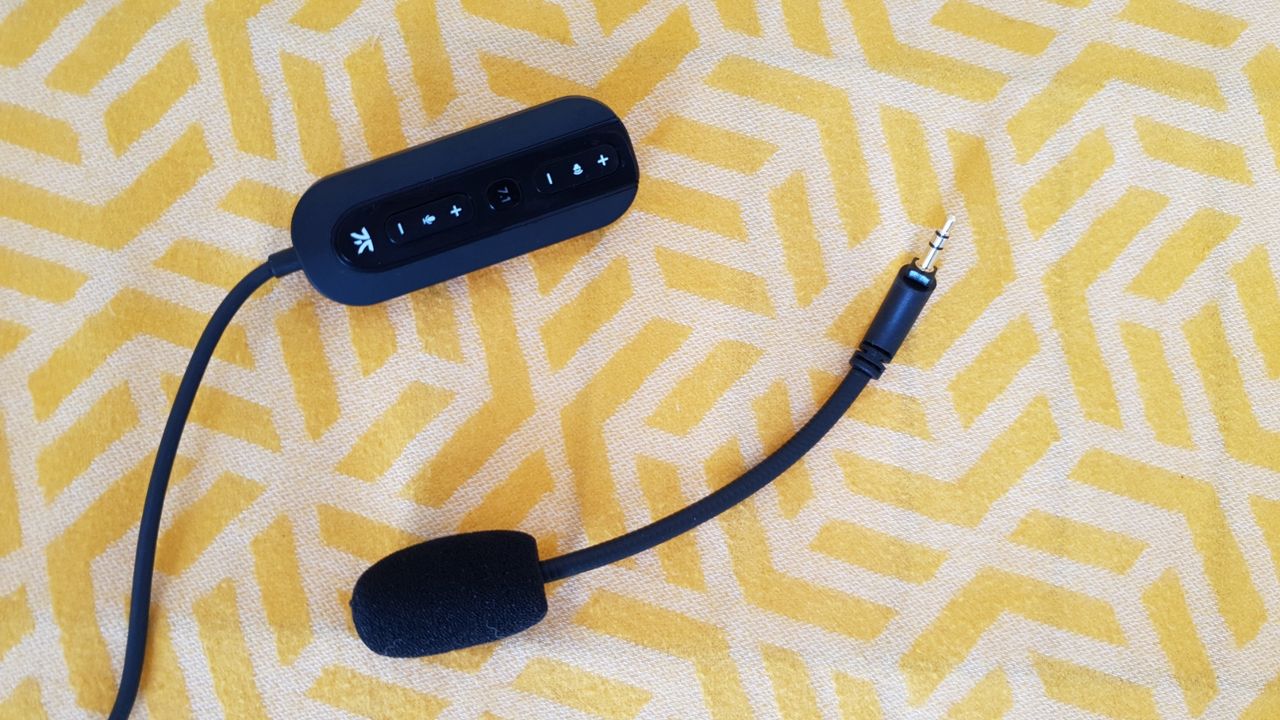 Fnatic React Plus USB soundcard