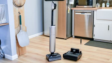 Dreame Aero Pro Wet Dry Vacuum in a kitchen
