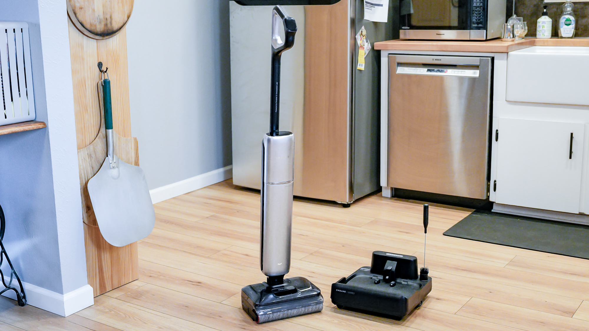 Dreame Aero Pro Wet Dry Vacuum in a kitchen
