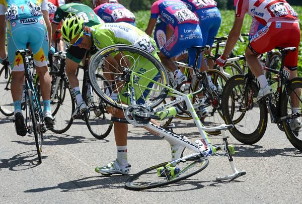 The day wasn't entirely without crashes: Liquigas's Canuti landed on his feet, however