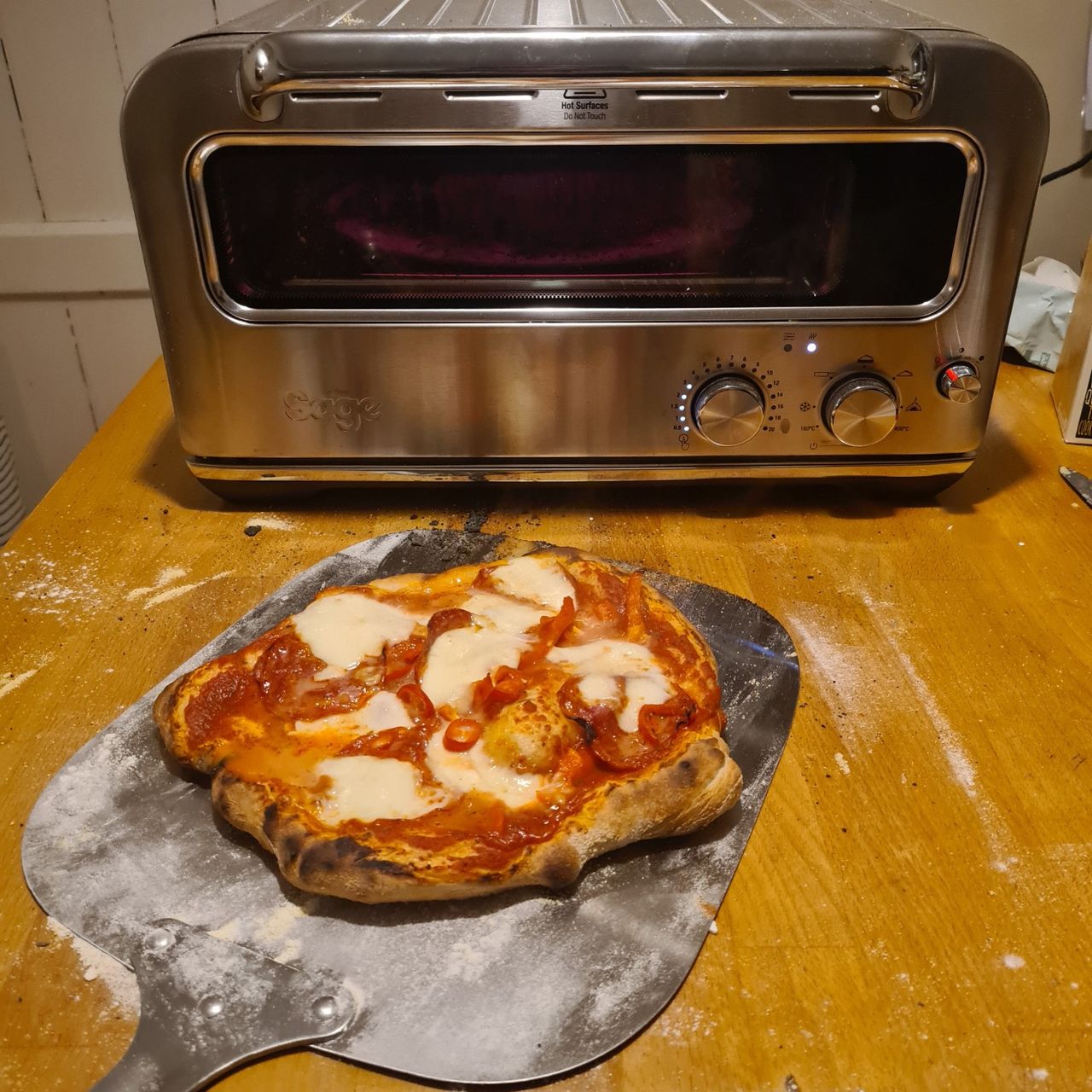 Freshly cooked pizza