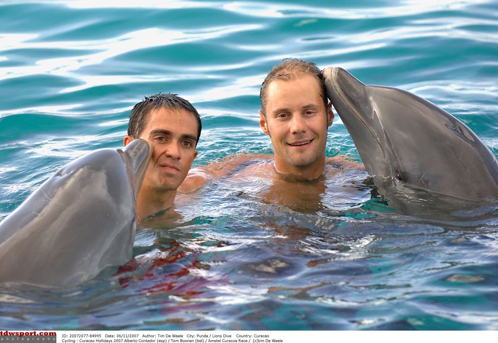 Alberto Contador, Tom Boonen and two dolphins