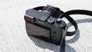 Leica Q3 vs. Leica Q2 specifications comparison - Leica Rumors