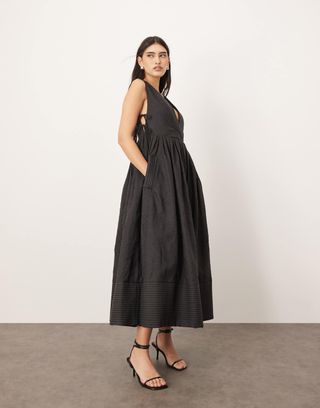 5NmU6VbgRyoxdn7kZgCgCK-320-80 29 من أفضل أنماط الملابس من مجموعة ترتيب ASOS الجديدة