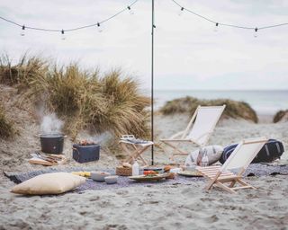 beach picnic with accessories from Garden Trading