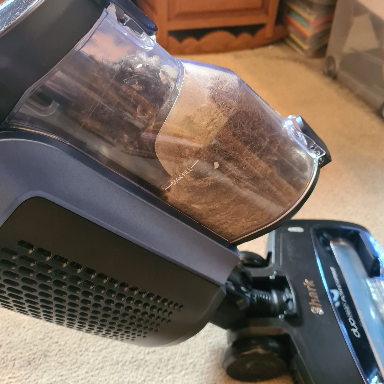 Shark ICZ300UKT Anti Hair Wrap Cordless Upright Vacuum Cleaner Ideal Home