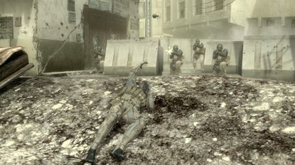 Old Snake sneaks up on enemies using Octocamo in Metal Gear Solid 4