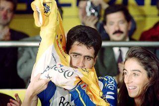 Tour de France 1992: defending champion Miguel Indurain claimed the first yellow jersey in San Sebastián