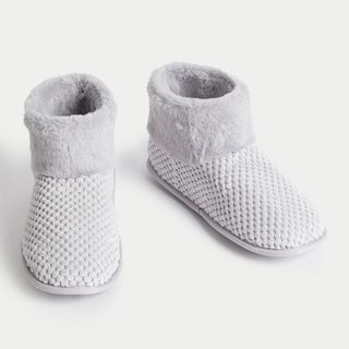 fluffy boot slippers in pale grey