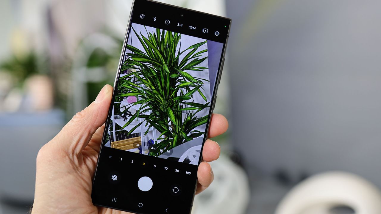 Samsung Galaxy S24 Ultra camera app views