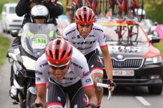 Jarlinson Pantano leading Alberto Contador at the Tour de France