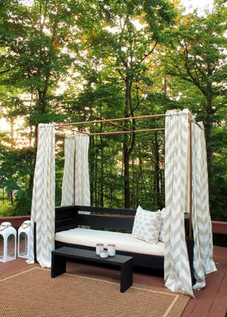 Diy canopy with copper piping by @homemadebycarmona