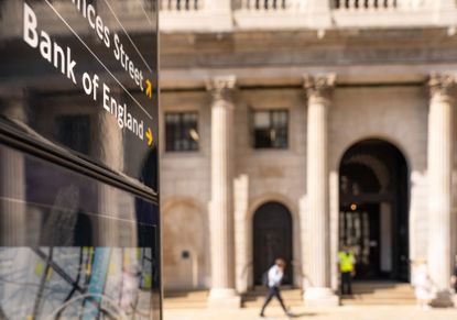 Sign pointing to the Bank of England