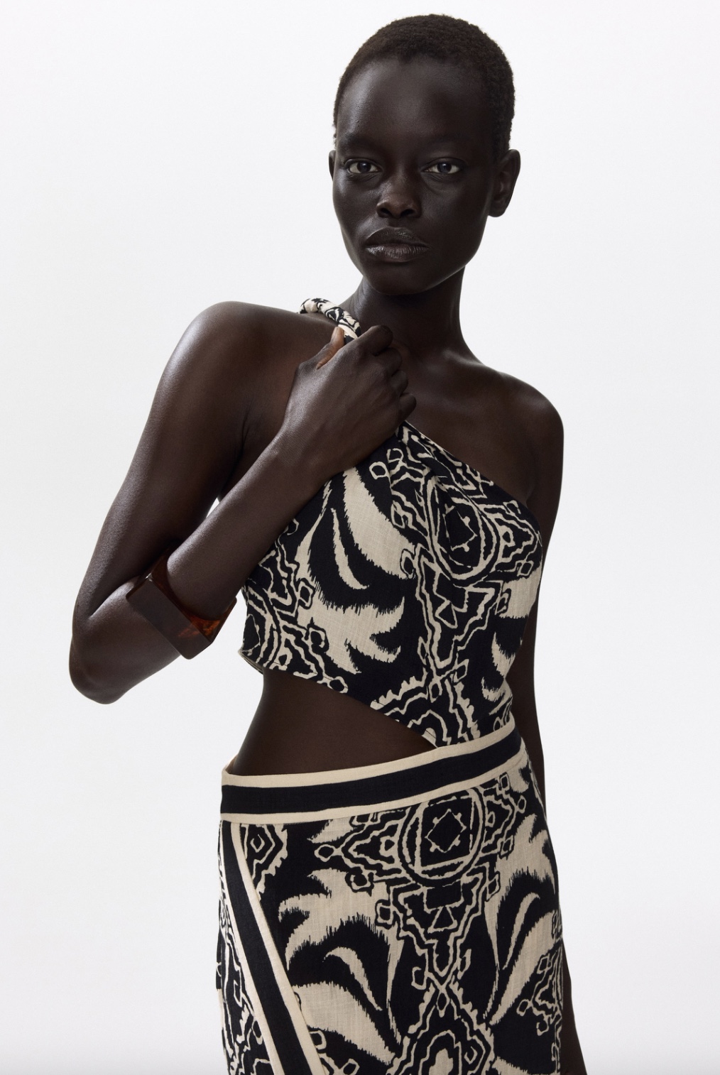 H&amp;amp;M Cutout One-Shoulder Dress