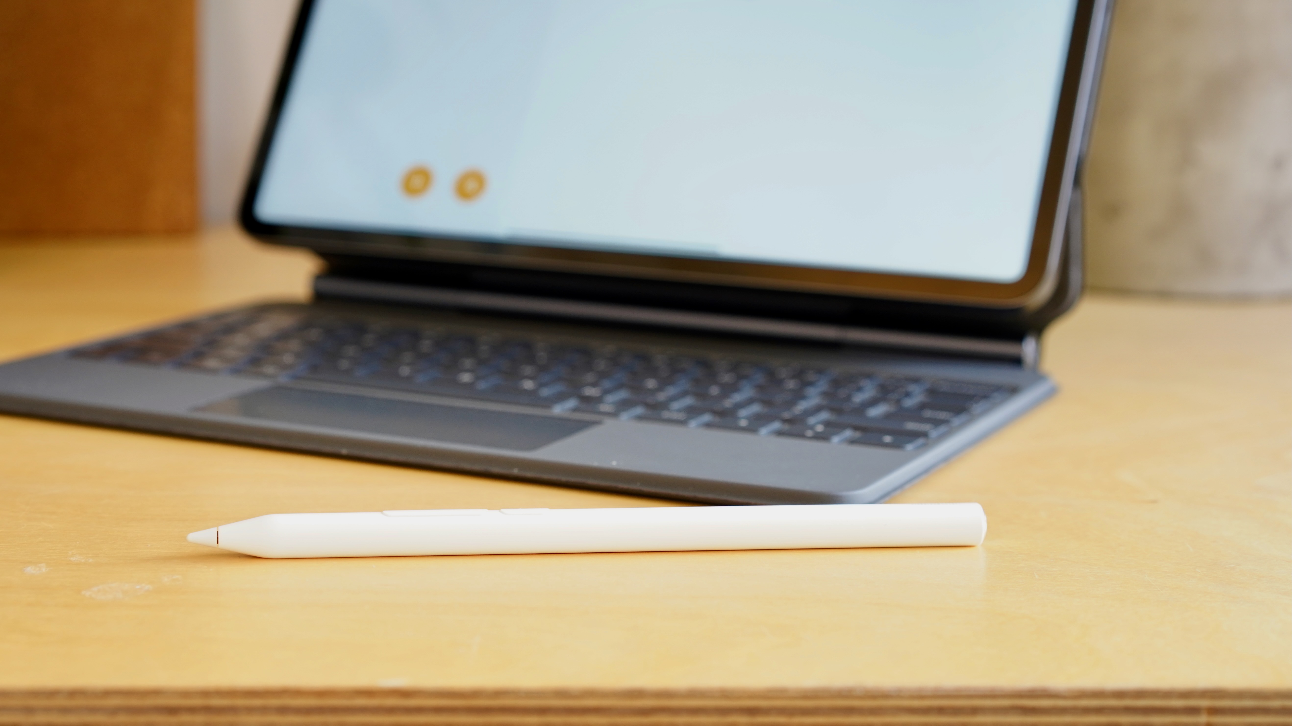 Review images of the Poco Pad X1