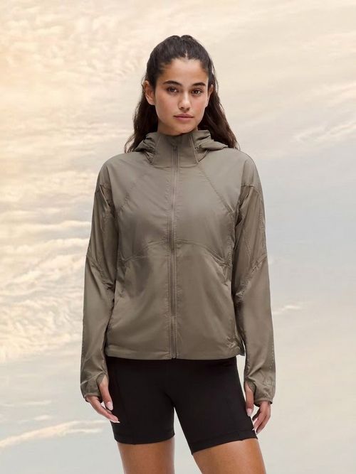 Classic-Fit Ventilated Running Jacket (Women's)