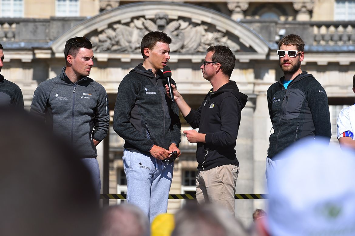 Oliver Naesen answers questions ahead of Paris-Roubaix