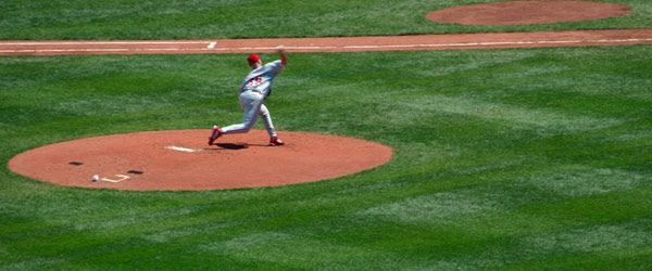 baseball-pitcher-100702-02