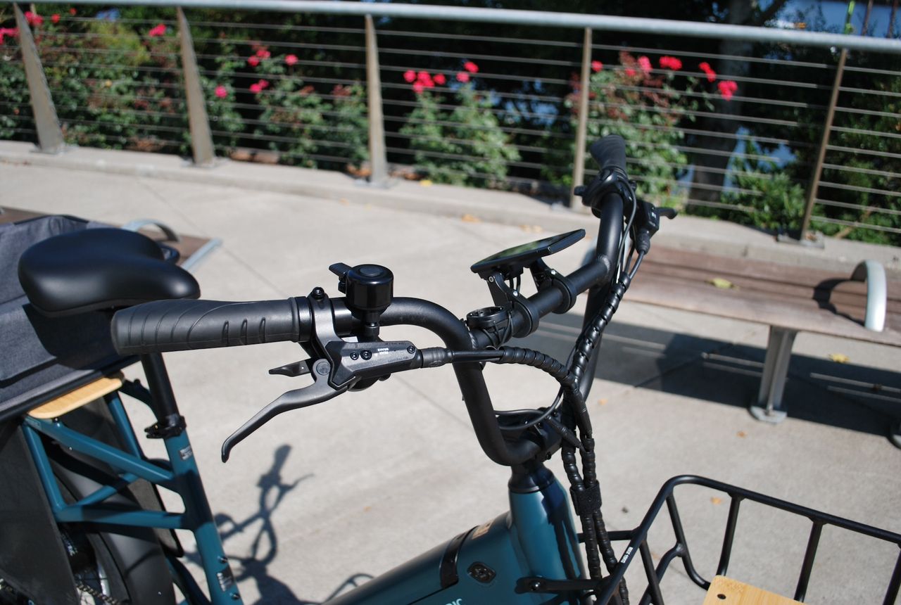 Velotric Go 1 e-cargo bike