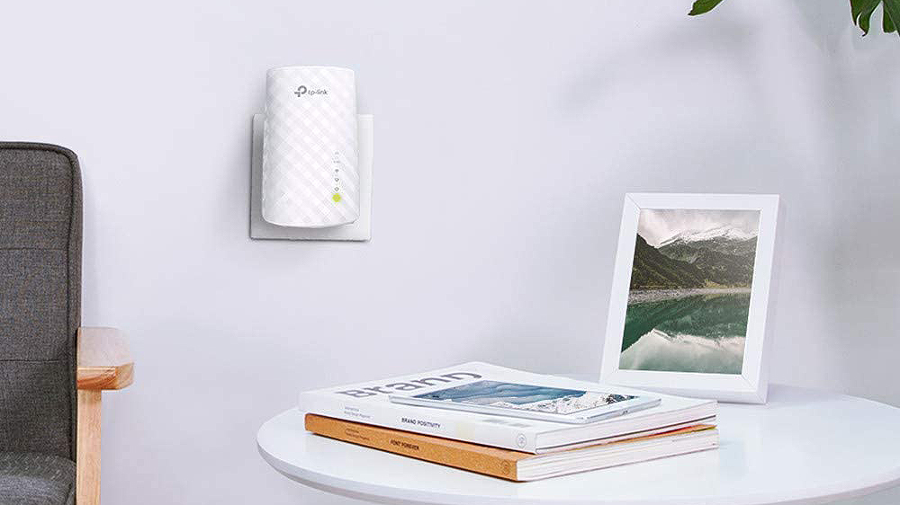 Netgear WN3000RP vs TP-Link RE200: which Wi-Fi extender should you buy?