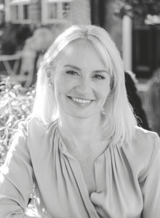 an image of medical oncologist Dr Fiona McCarthy