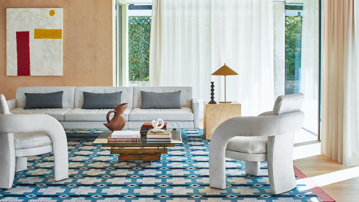 These 8 rugs all set the perfect tone for decorating now – narrowing them down is going to be the hardest part