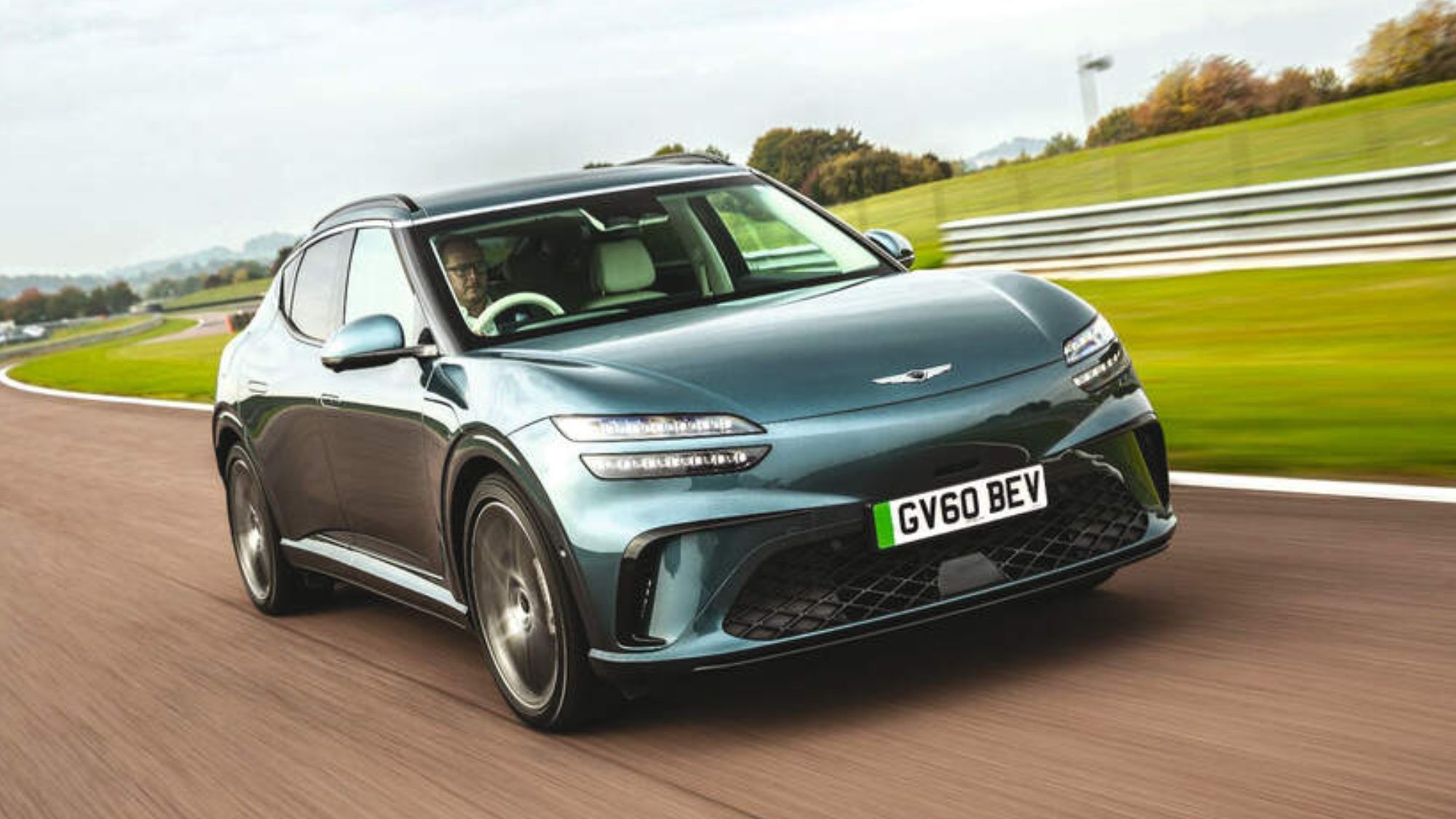 Genesis GV60: a ‘fast and practical’ electric SUV