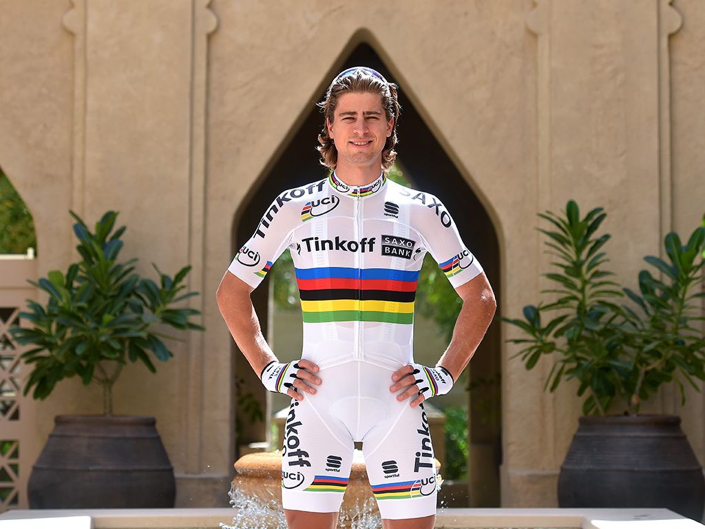 Sagan shows off his new jersey