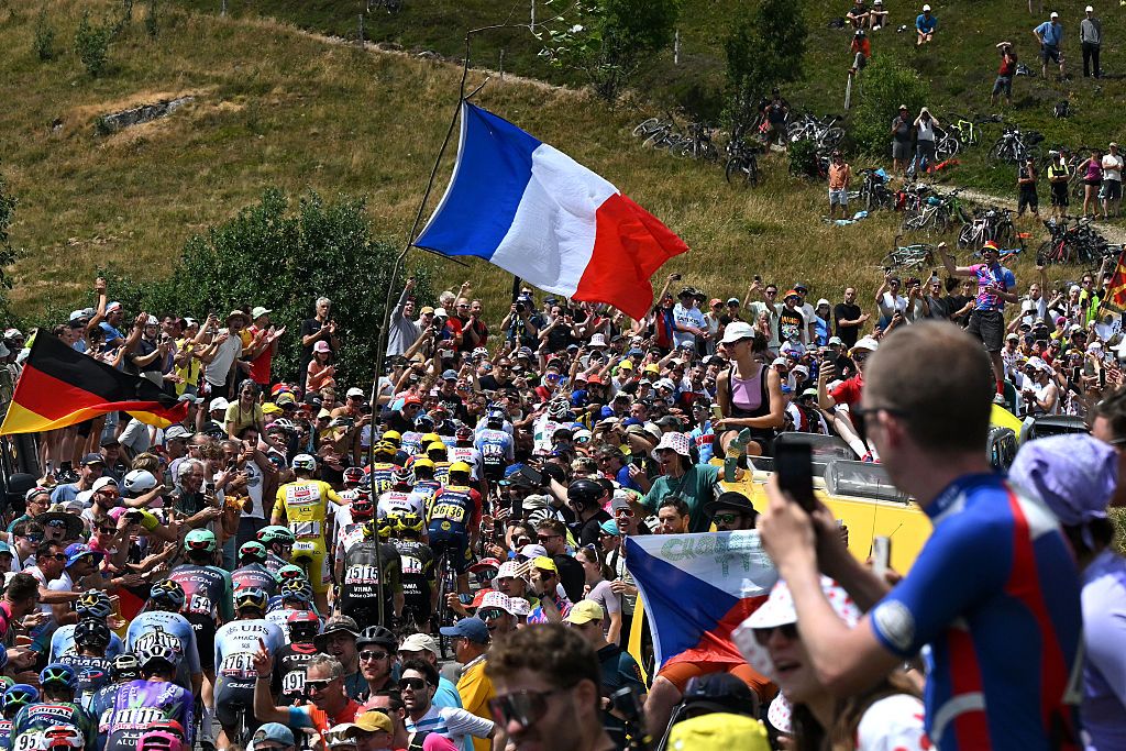 LE MARKSTEIN, FRANCE - JULY 18: The crowd cheers the peloton during the 113th Tour de France 2026 - Stage 14 a 155.3km a 155.3km stage from Mulhouse to Le Markstein 1189m / #UCIWT / on July 18, 2026 in Le Markstein, France. (Photo by Dario Belingheri/Getty Images)