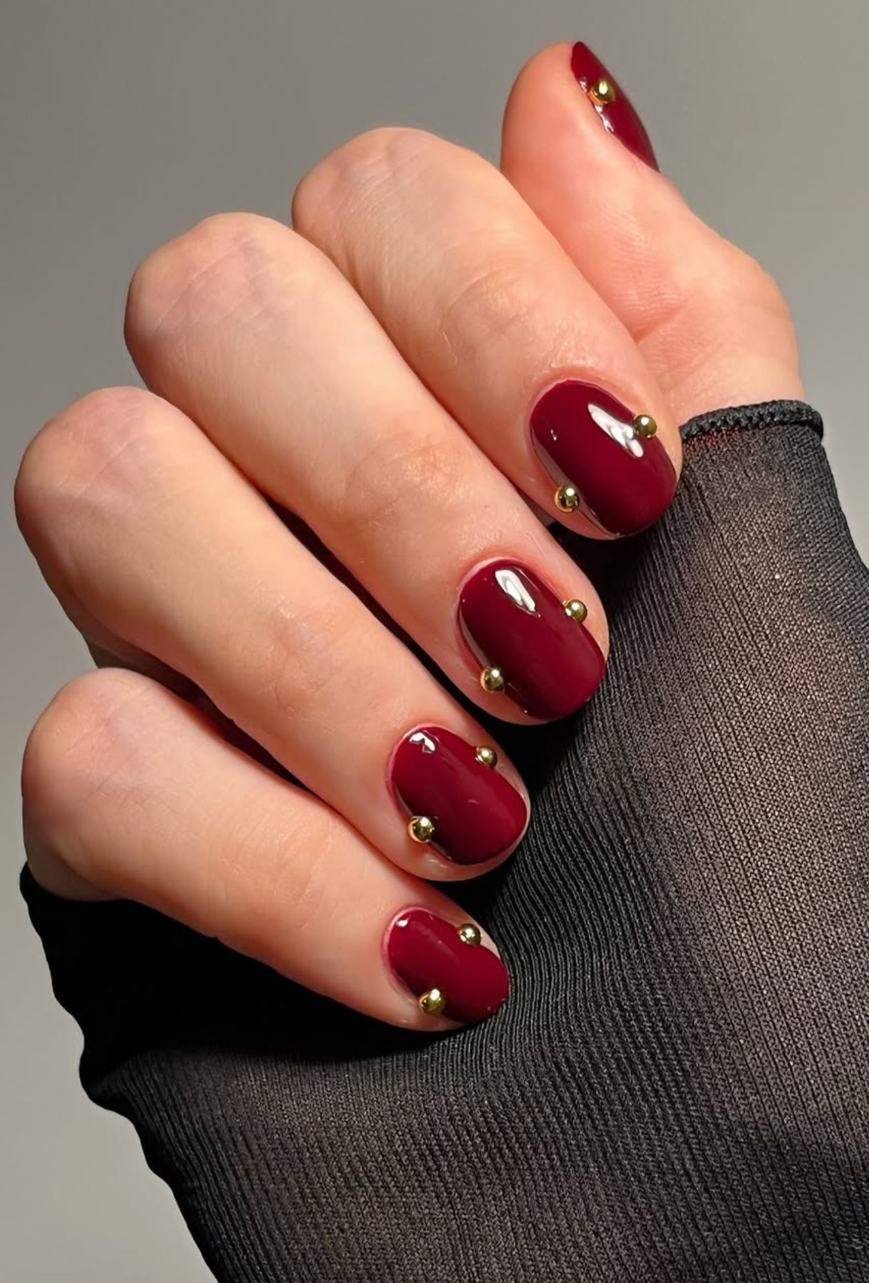 @pink_oblivion - Chic Red Nail Designs