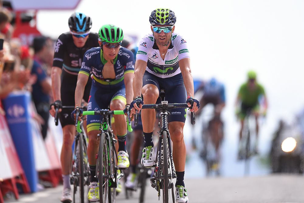 Alejandro Valverde finishes stage 4 ahead of Esteban Chaves and Chris Froome